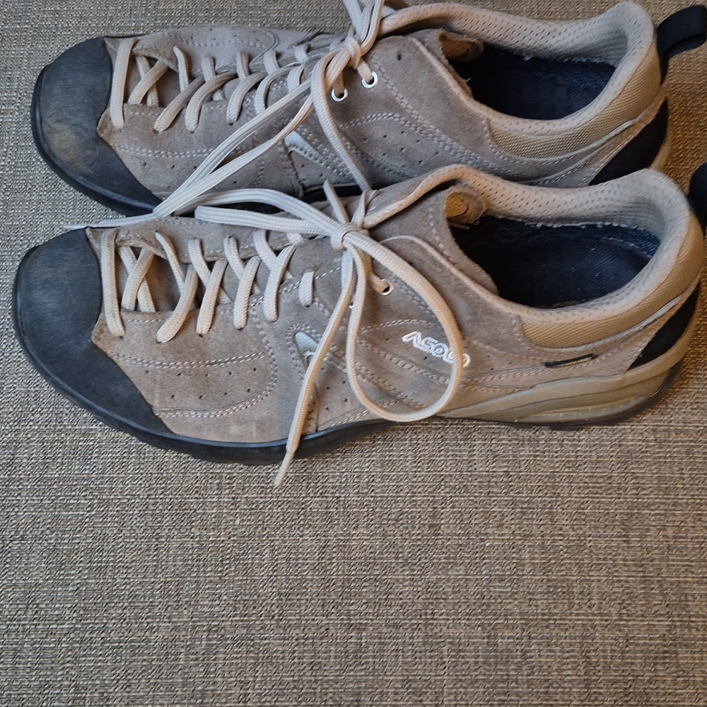 Asolo Men's Tan and Black Athletic Shoes - Picture 2 of 5